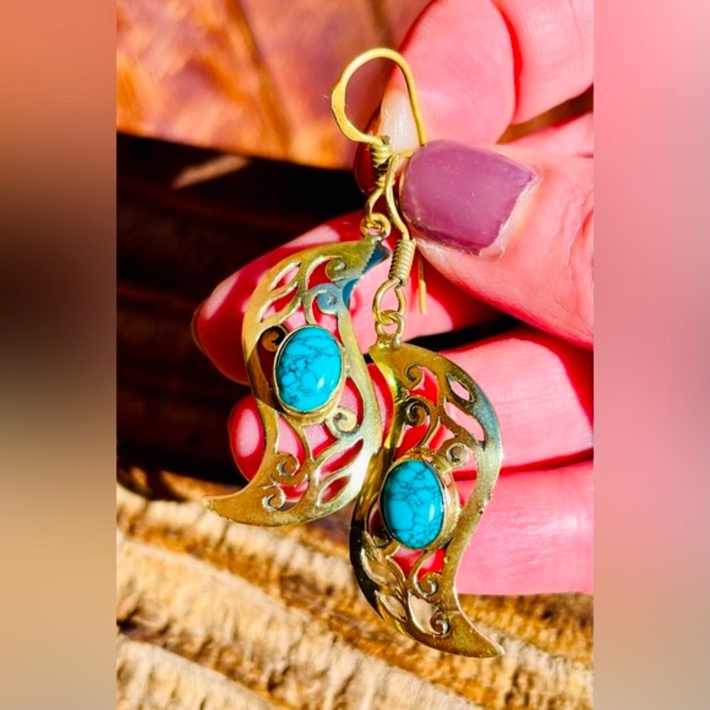 Vintage Boho Brass and Turquoise Earrings - Picture 14 of 15